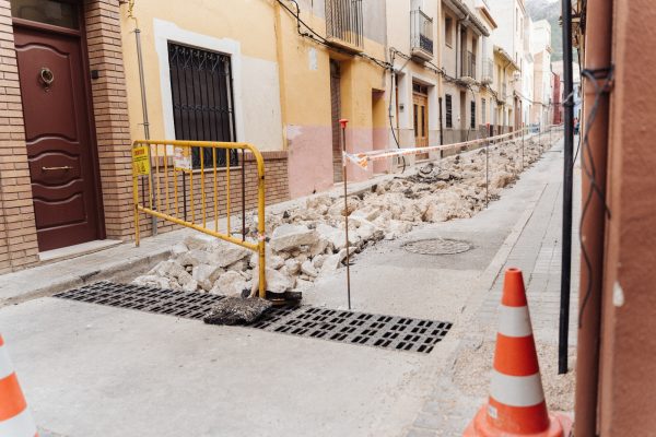 Public Works. Construction. Raised pavement.